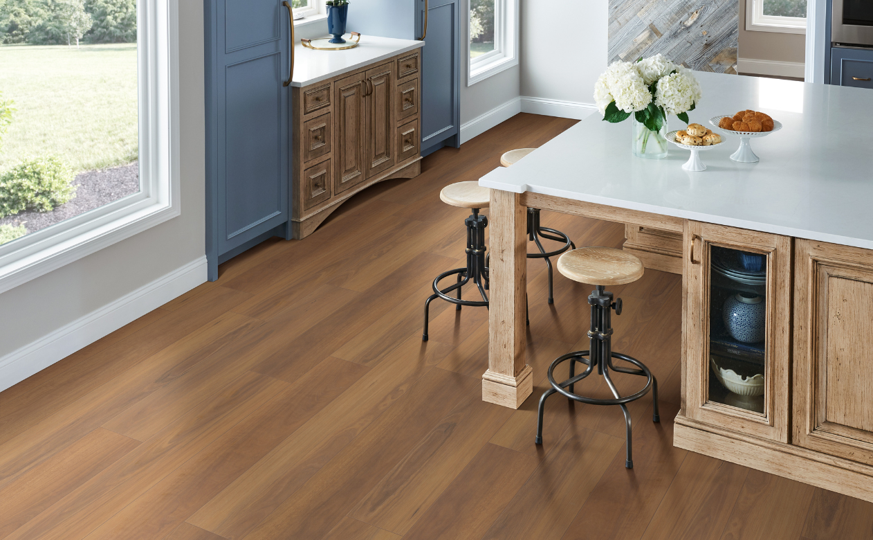 Vinyl plank in casual kitchen. 
